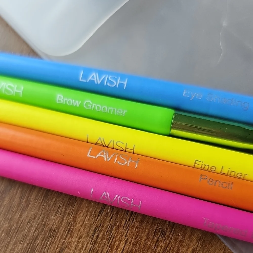 New Lavish Multicolor Eye Makeup Brush Set - Bright Rainbow Colors